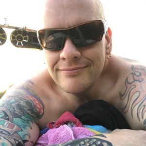 Meet your Posher, Todd